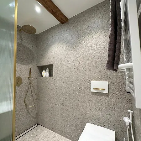 Luxury In The Heart Of Old Town * تالين