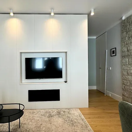 Luxury In The Heart Of Old Town 塔林