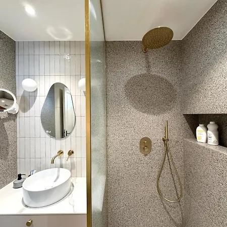 شقة Luxury In The Heart Of Old Town