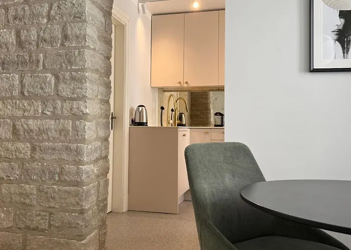 Luxury In The Heart Of Old Town Appartement *