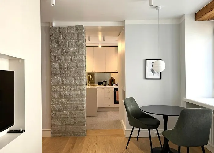 Luxury In The Heart Of Old Town Apartman *