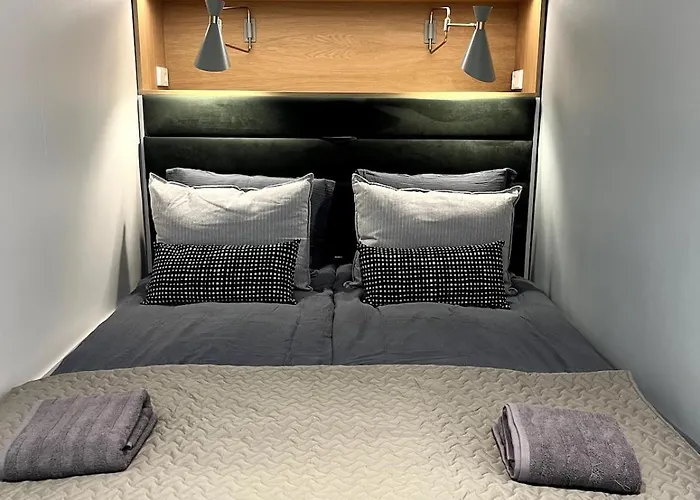 Luxury In The Heart Of Old Town *