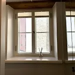 Luxury In The Heart Of Old Town Apartament *