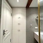 Luxury In The Heart Of Old Town Apartament *